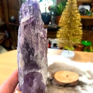 Beautiful amethyst point